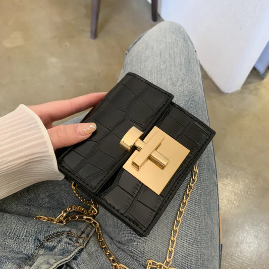 Western Chain Shoulder Bag